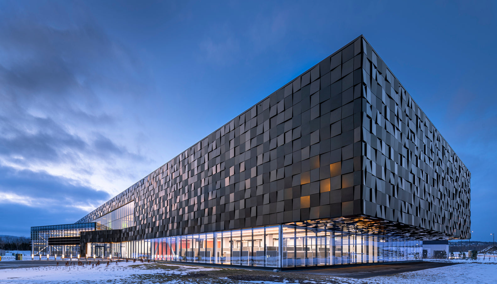 édifice de Simons à Québec regroupent le campus et le centre de distribution
