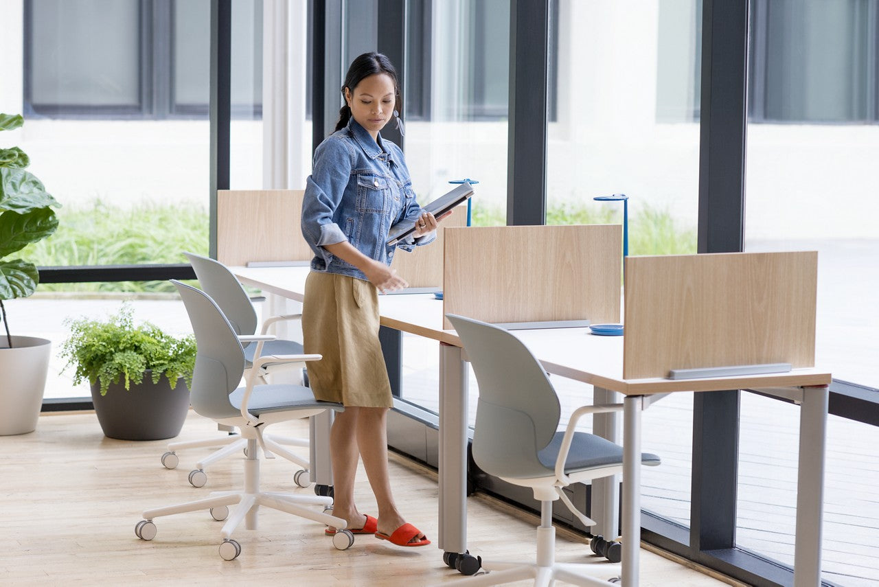 Mobilier de bureau pour entreprise sur québec. 