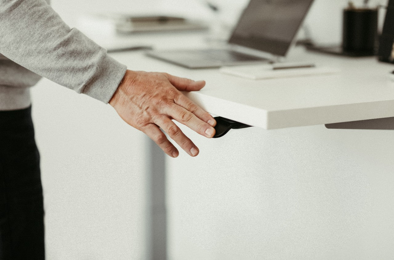 L’intégration ergonomique de votre poste de travail avec un bureau ajustable en hauteur